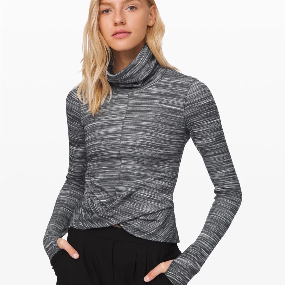 Lululemon Melodic Movement Long sleeve